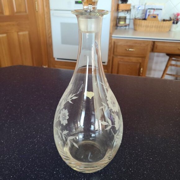 Javit Crystal Wine Decanter Made In Turkey Etched Floral Glass Barware - Picture 12 of 15